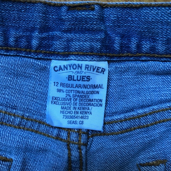 Canyon River Blues Jeans - Picture 2 of 3